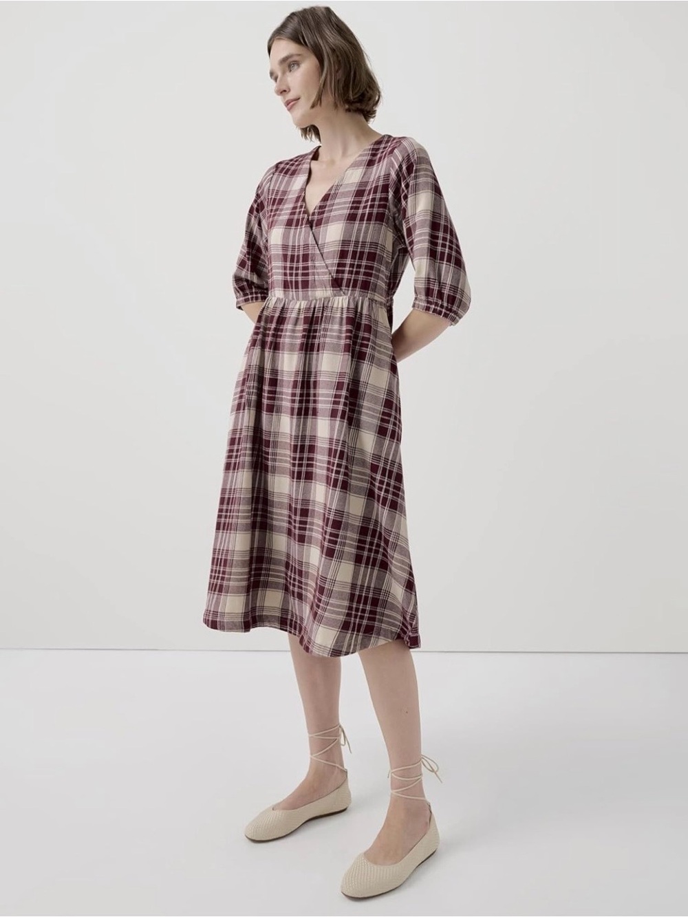 NWT Pact 100% Organic Cotton Lightweight Plaid Flannel V-Neck Midi Dress Red L - Picture 2 of 8